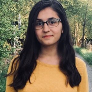 Meet your Posher, Lina